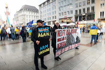 Ukraine Kundgebung zum Tag der Befreiung