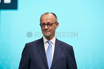 Berlin  Deutschland - Der Vorsitzende der CDU Deutschlands Friedrich Merz nach seiner Eroeffnungsrede zum Bundesparteitag.