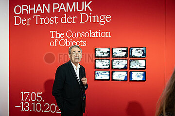 Orhan Pamuk Der Trost der DInge Presserundgang in München