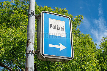 Altes Polizeischild in Schleswig