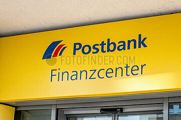 Schild - Postbank-Filiale in Schleswig