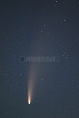 Lanken  Polen  Komet Neowise am Himmel
