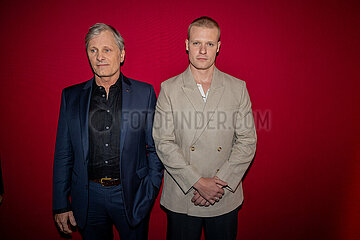 THE DEAD DON`T HURT Premiere