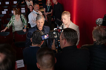 THE DEAD DON`T HURT Premiere