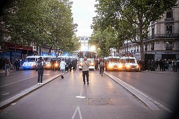 Feier am Place de la Republique zum Wahlsieg der Front Populaire in Frankreich