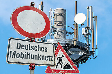 Symbolische Schilder Deutsches Mobilfunknetz
