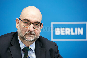 Berlin  Deutschland - Michael Fischer bei der Vorstellung des Verfassungsschutzberichts 2023 im Roten Rathaus.
