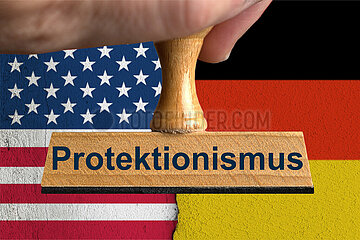 Symbolischer Stempel Protektionismus