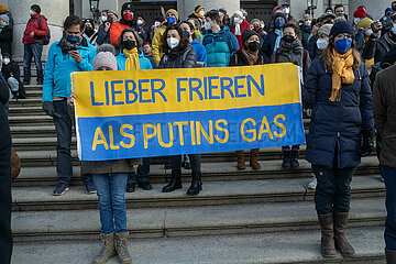 Demonstration for solidarity with Ukraine against Russia  Munich  Germany