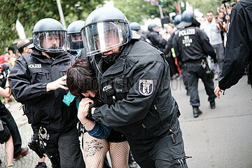 Internationalistische Pride Demo in Berlin