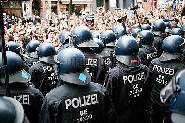 Internationalistische Pride Demo in Berlin