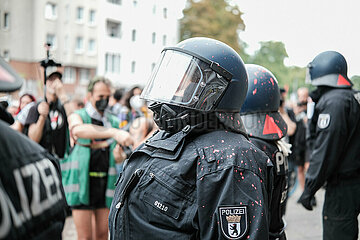 Internationalistische Pride Demo in Berlin