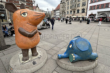 Erfurt  Deutschland  Figuren Maus und Elefant am Anger