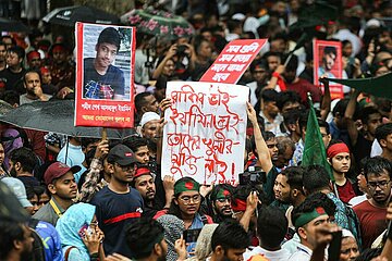 Students protest against quota system in government jobs in Dhaka  Bangladesh