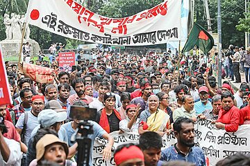 Students protest against quota system in government jobs in Dhaka  Bangladesh