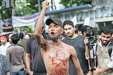 Students protest against quota system in government jobs in Dhaka  Bangladesh