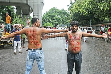 Students protest against quota system in government jobs in Dhaka  Bangladesh