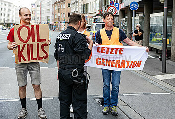 Letzte Generation Ungehorsame Versammlung in Augsburg