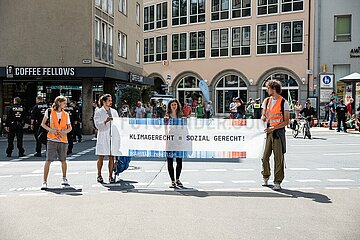 Letzte Generation Ungehorsame Versammlung in Augsburg