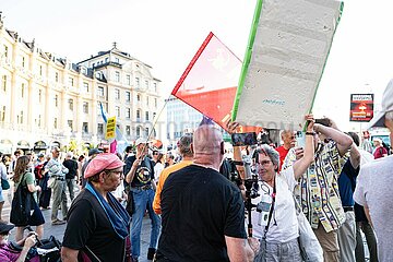 Hiroshima Tag in München: Protest gegen Atomwaffen