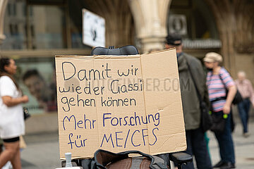 Liegenddemo macht aufmerksam auf die Situation von ME / CFS Erkrankten