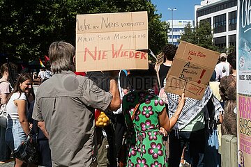 Demonstration gegen die Eröffnung des ersten AfD Büro in München