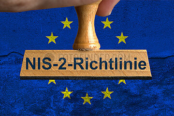 Symbolischer Stempel NIS-2-Richtlinie