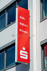 Schild an der Nord-Ostsee Sparkasse Schleswig