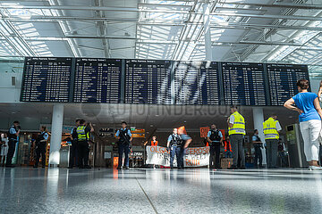 Protest der Letzten Generation am Flughafen München