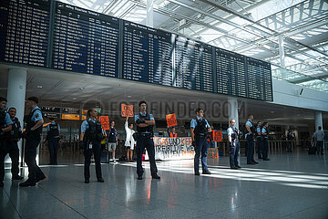 Protest der Letzten Generation am Flughafen München