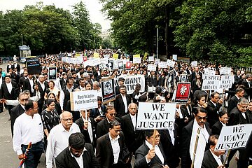 Protest Condemning The Murder Of a Medic Woman