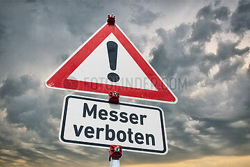 Symbolisches Warnschild Messer verboten