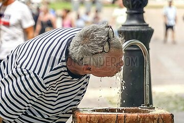 öffentlicher Trinkwasserbrunnen