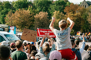 Gegendemo zu AfD-Wahlkampfabschluss in Erfurt