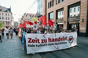 Gegendemo zu AfD-Wahlkampfabschluss in Erfurt