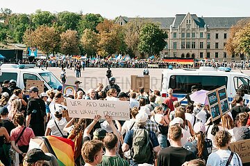 Gegendemo zu AfD-Wahlkampfabschluss in Erfurt