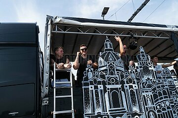 Tolerade  Technoparade gegen den Rechtsruck in Dresden