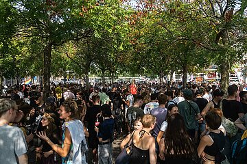 Tolerade  Technoparade gegen den Rechtsruck in Dresden