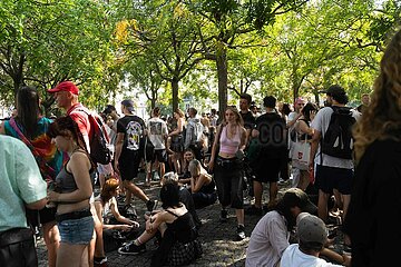 Tolerade  Technoparade gegen den Rechtsruck in Dresden