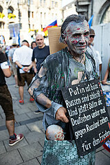 Verschwörungsideologische / Pro-Russische Friedensdemo in München