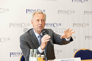 Altbundespräsident Christian Wulff im Presseclub München