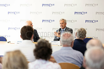 Altbundespräsident Christian Wulff im Presseclub München