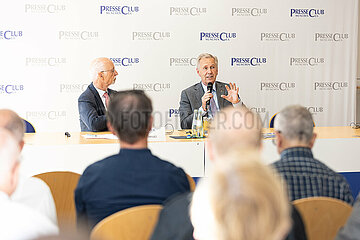 Altbundespräsident Christian Wulff im Presseclub München