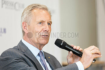 Altbundespräsident Christian Wulff im Presseclub München