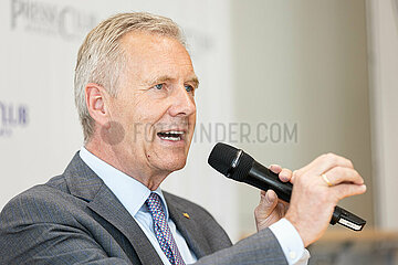 Altbundespräsident Christian Wulff im Presseclub München