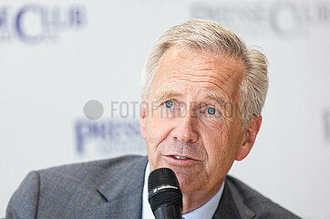 Altbundespräsident Christian Wulff im Presseclub München