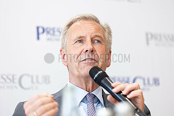 Altbundespräsident Christian Wulff im Presseclub München