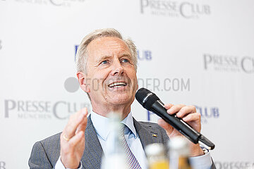 Altbundespräsident Christian Wulff im Presseclub München