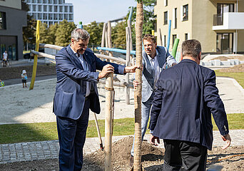 Begrüßung der ersten Mieter der Beamtencity in München