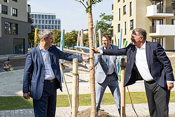 Begrüßung der ersten Mieter der Beamtencity in München